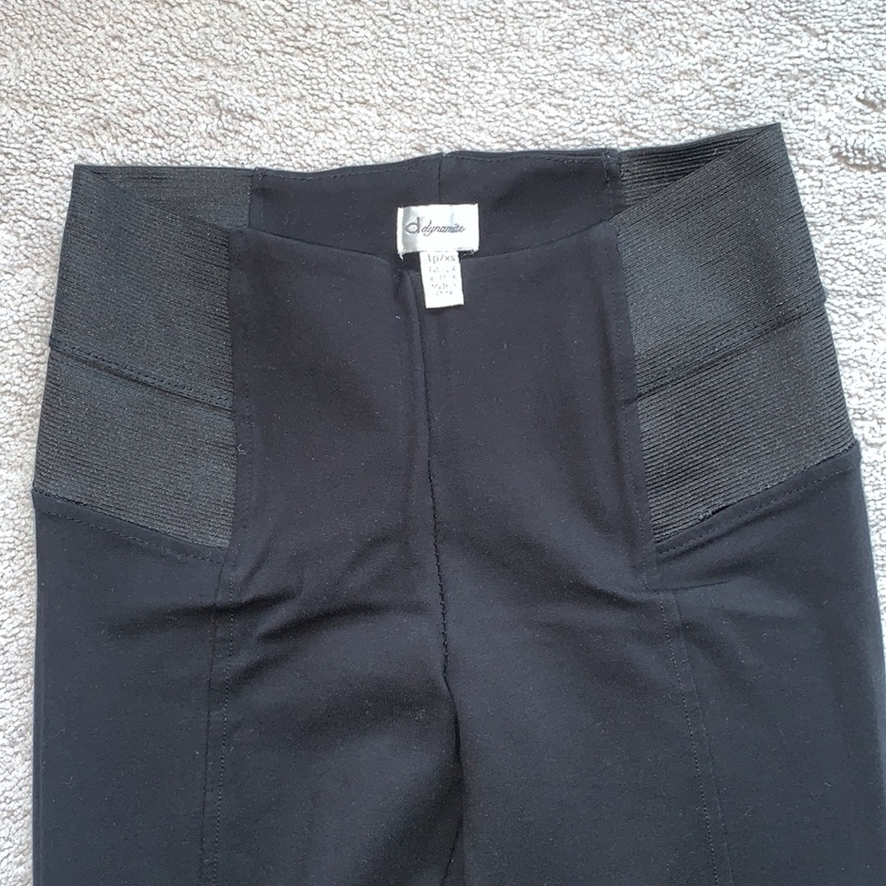 Dynamite Legging - Picture 2 of 4